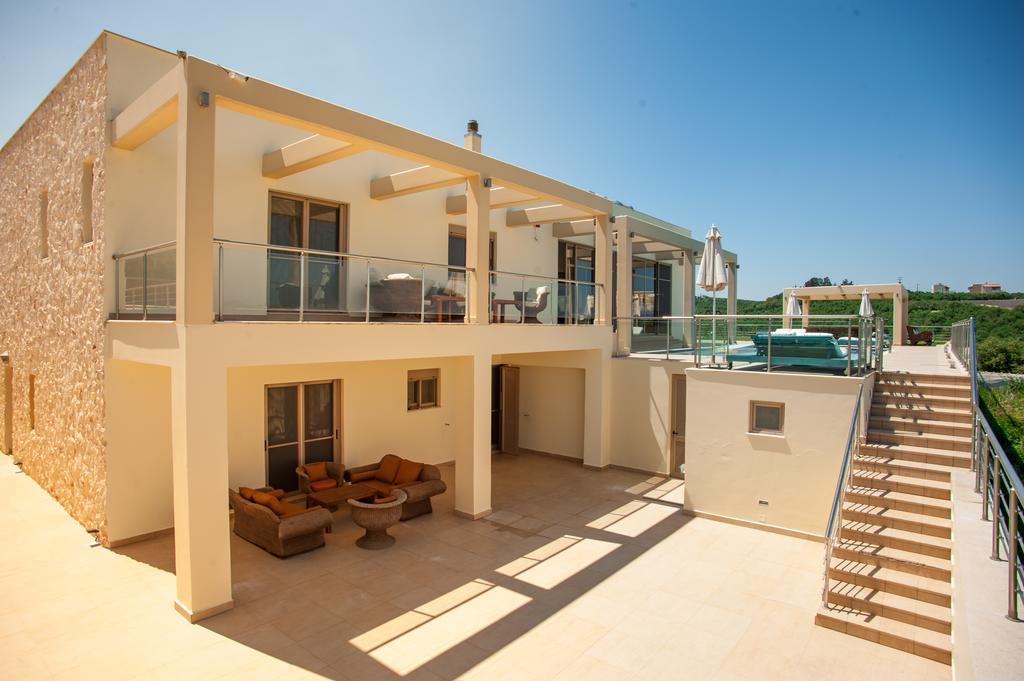 Villa Prigipessa Agia Marina Exterior foto